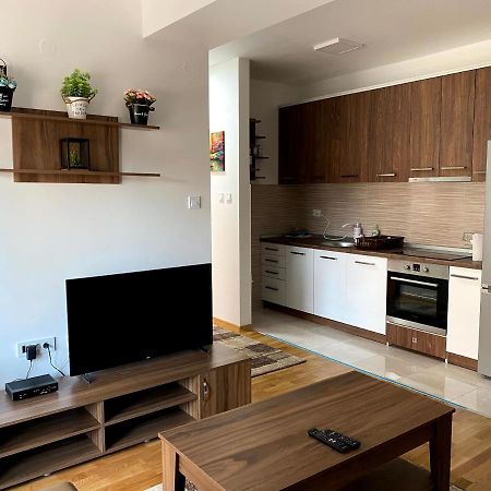 Skopje Brand New Apartment Esterno foto
