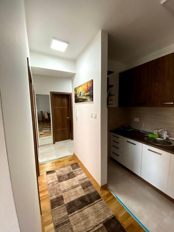Skopje Brand New Apartment Esterno foto